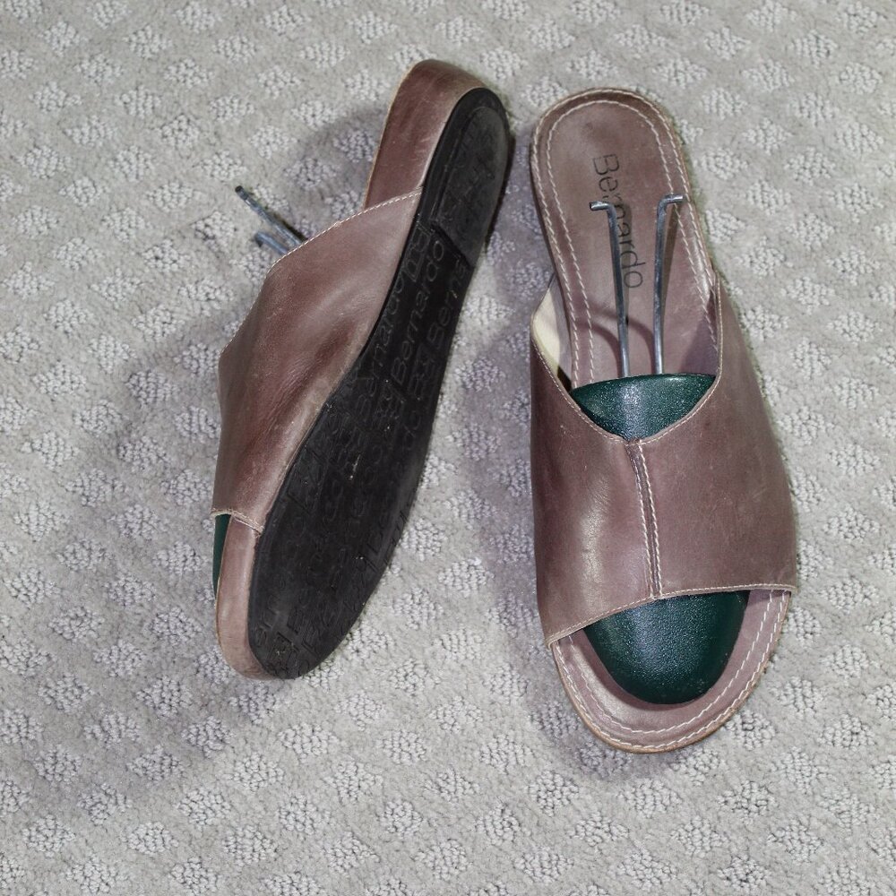 Bernardo High Quality Brown Leather Slide On Sandals
